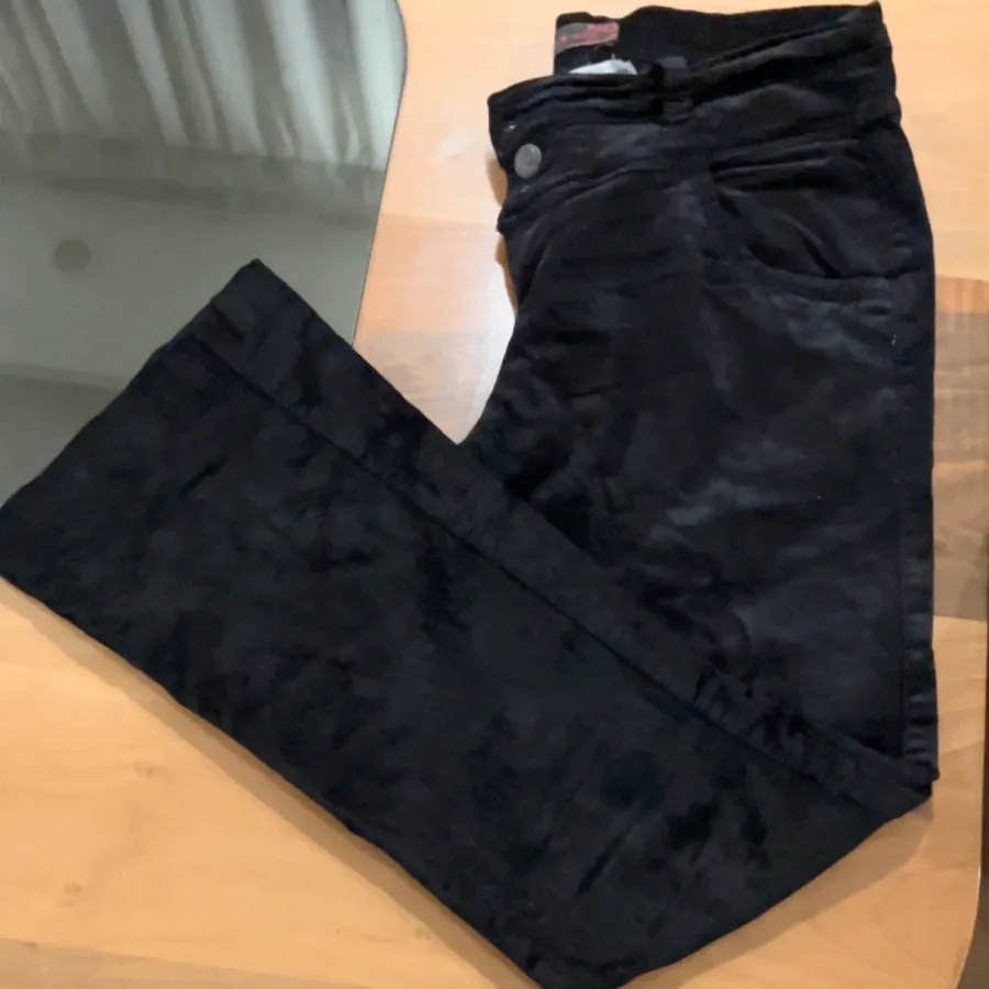 شلوار بوتکات مخمل