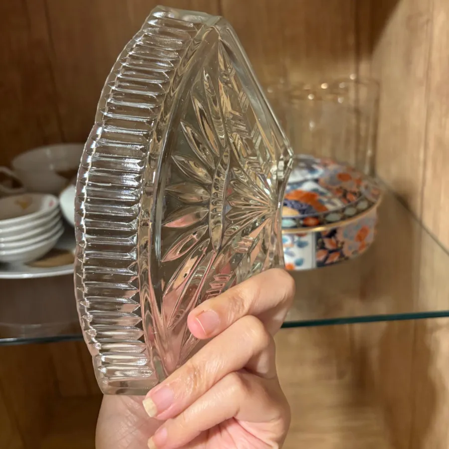 طرف کریستال