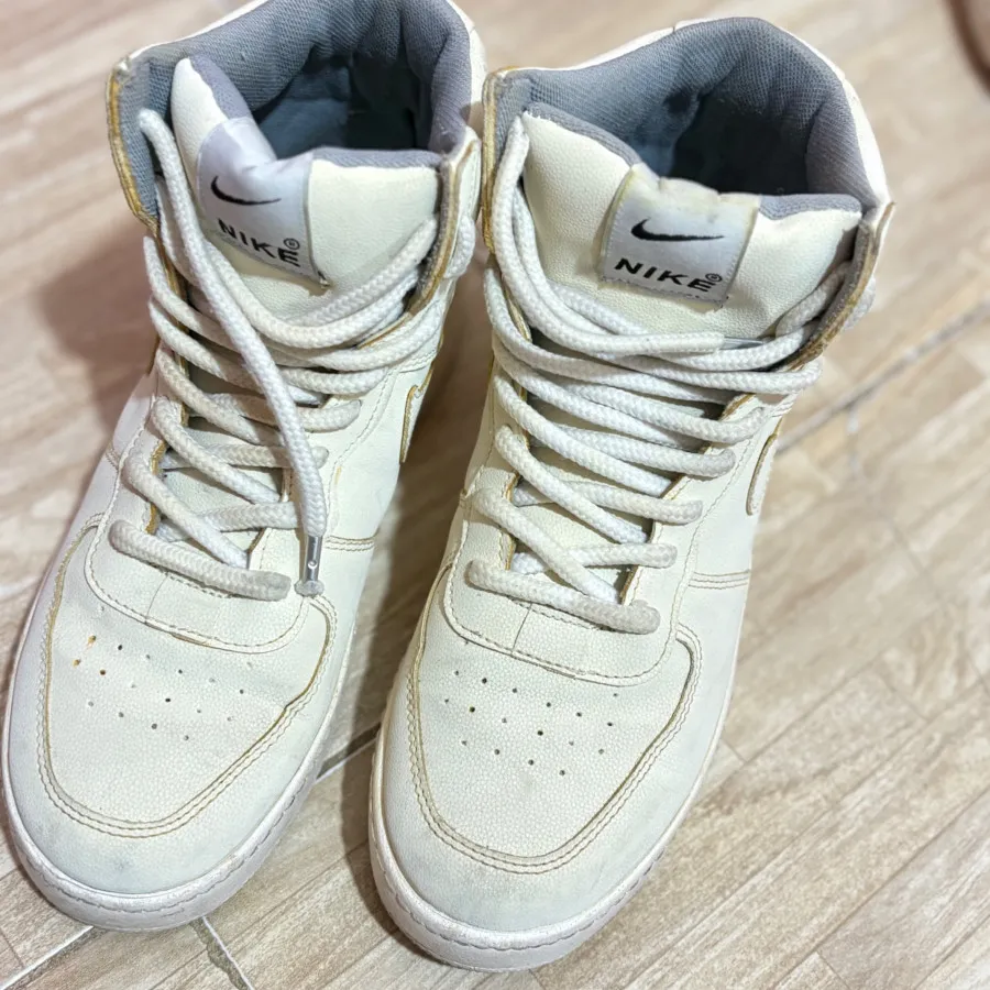 کتونی ساقدار