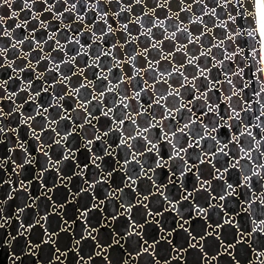 شال مخمل گوچی