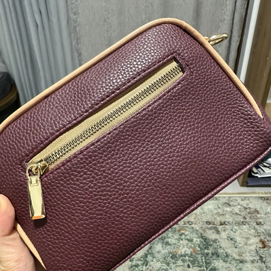 کیف دوشی طرح موچینو