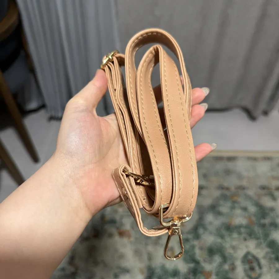 کیف دوشی طرح موچینو