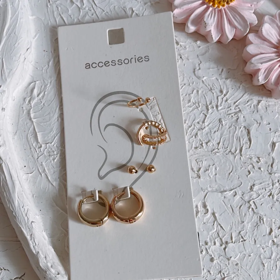 پک‌گوشواره ‌و ایرکاف