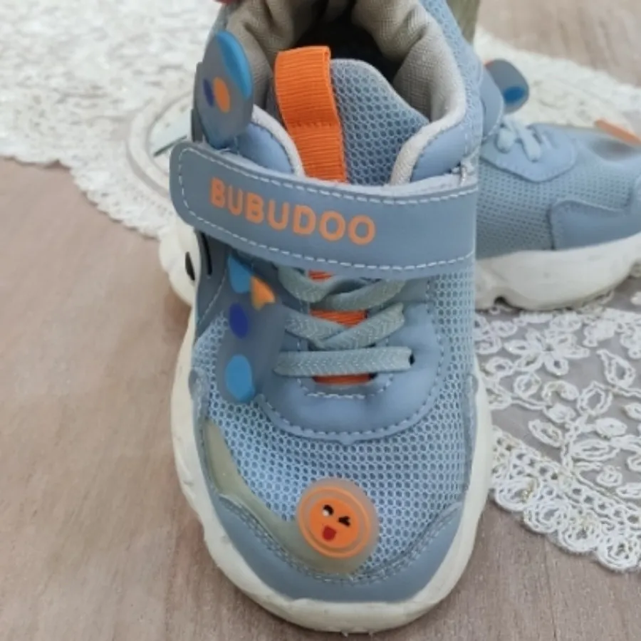 کتونی بچگانه