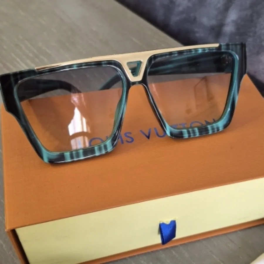 عینک Louis vuitton