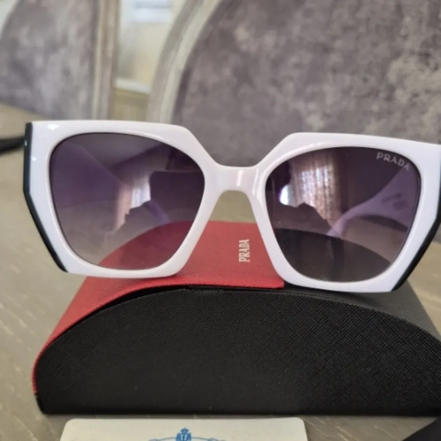 عینک prada با پک اورجینال