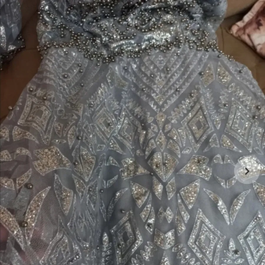 پیراهن کارشده با دست