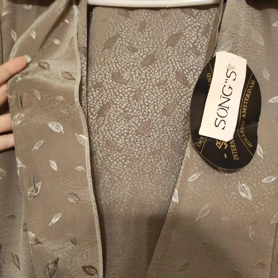 پیراهن برگ طلا