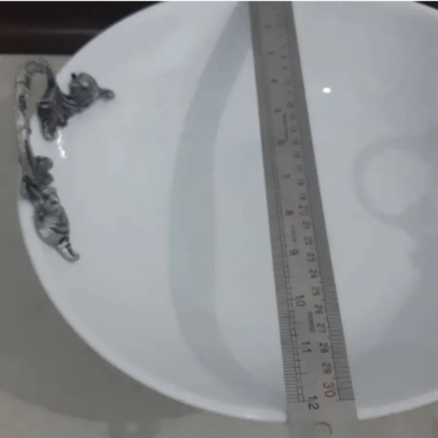 میوه خوری پایه دار