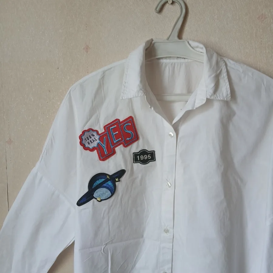 شومیز سفید برشکا