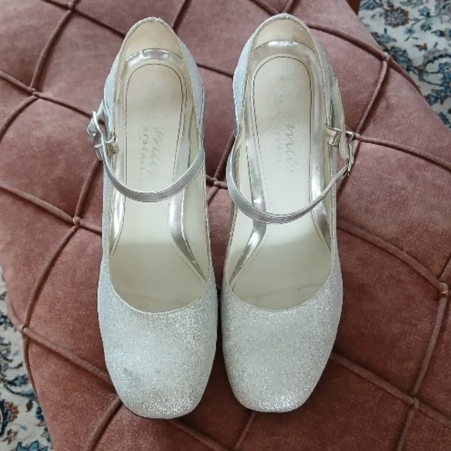 کفش پاشنه مجلسی