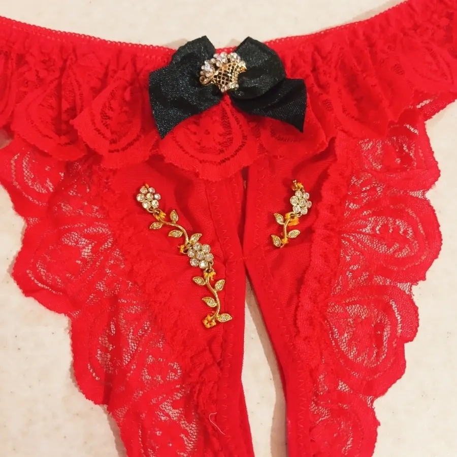 شورت قرمز شیک