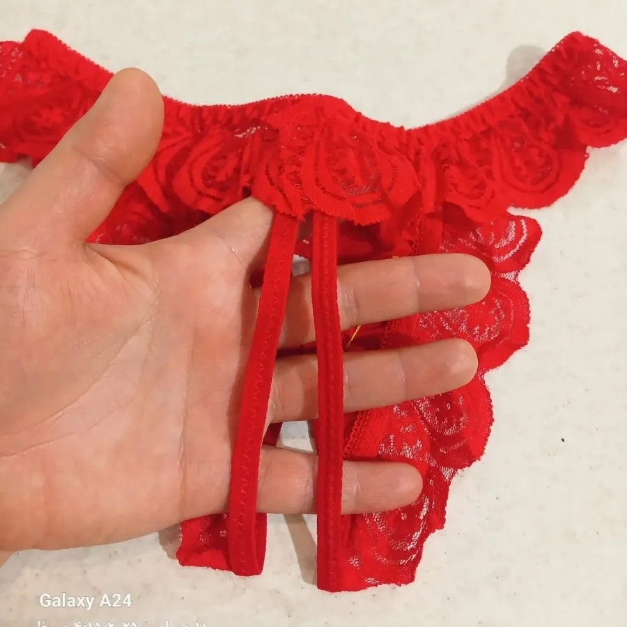 شورت قرمز شیک