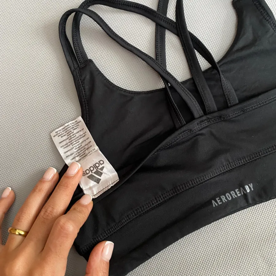 نیمتنه ادیداس adidas