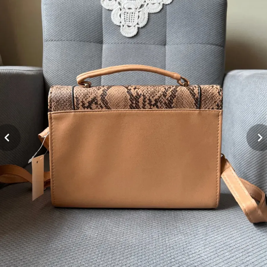 کیف پوست ماری بولگاری