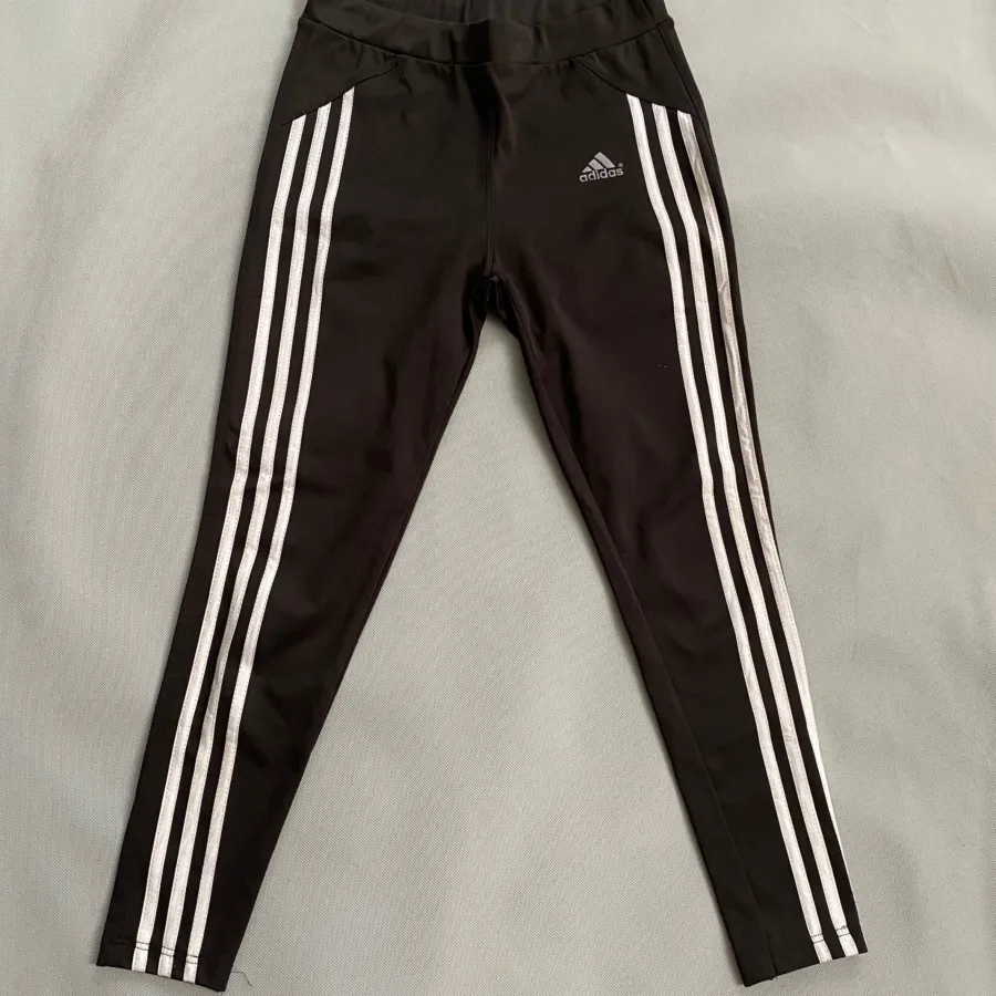 لگ ادیداس adidas