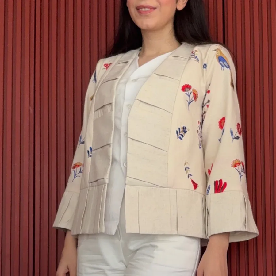 کت کرم گلدار پلیسه