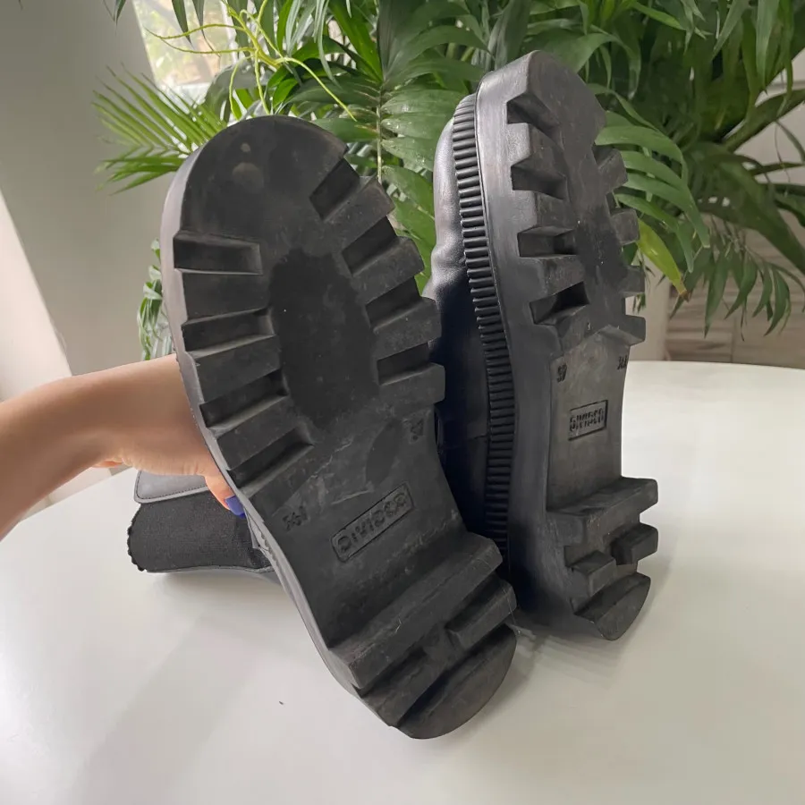 نیم بوت چرم