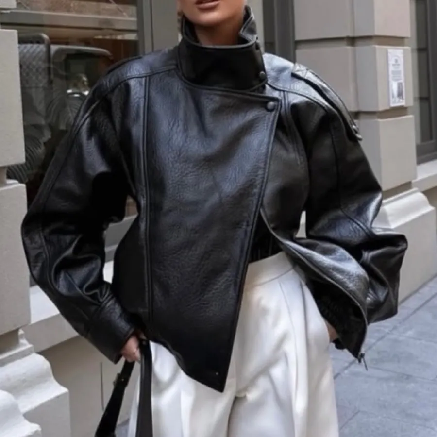 کت چرم برشکا