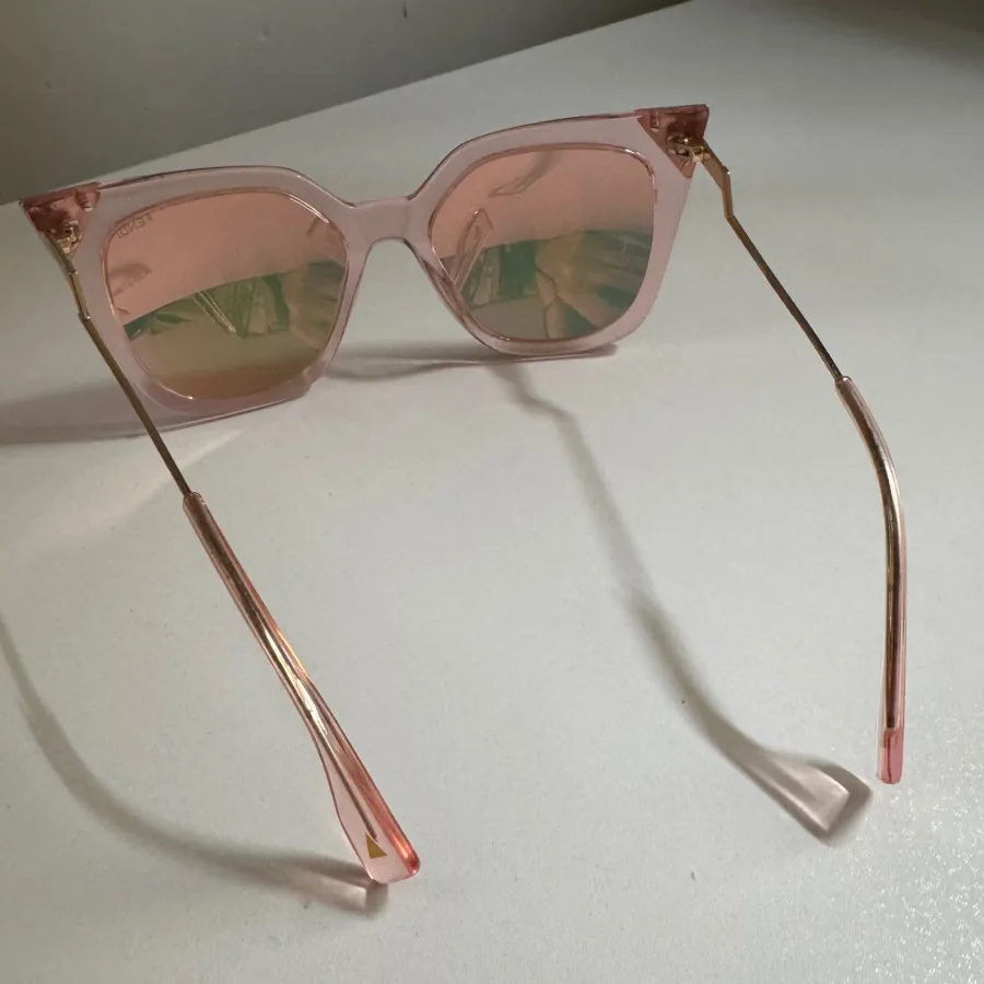 عینک های کپی فندی