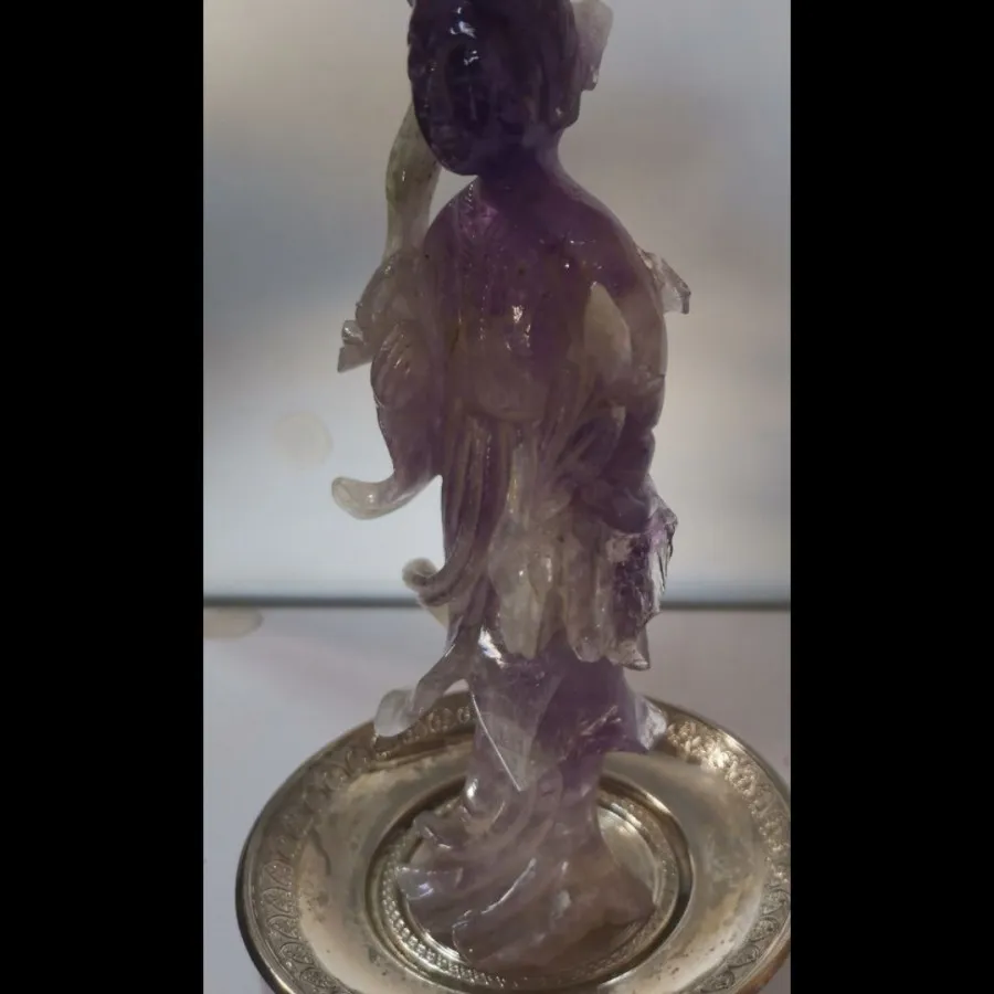 مجسمه سنگ آمیتیست