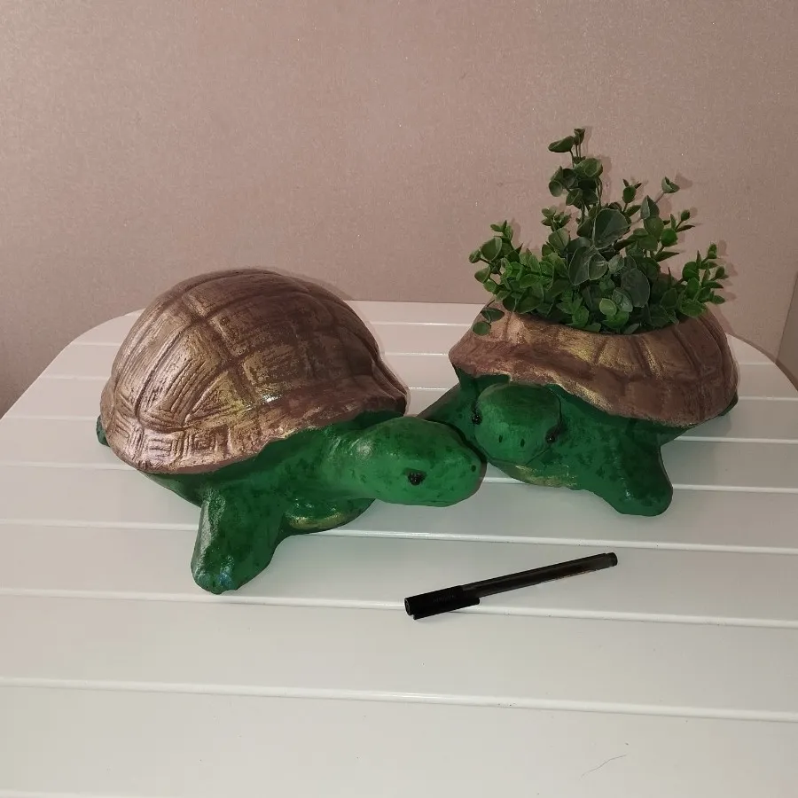 مجسمه زوج لاک پشت گلدان