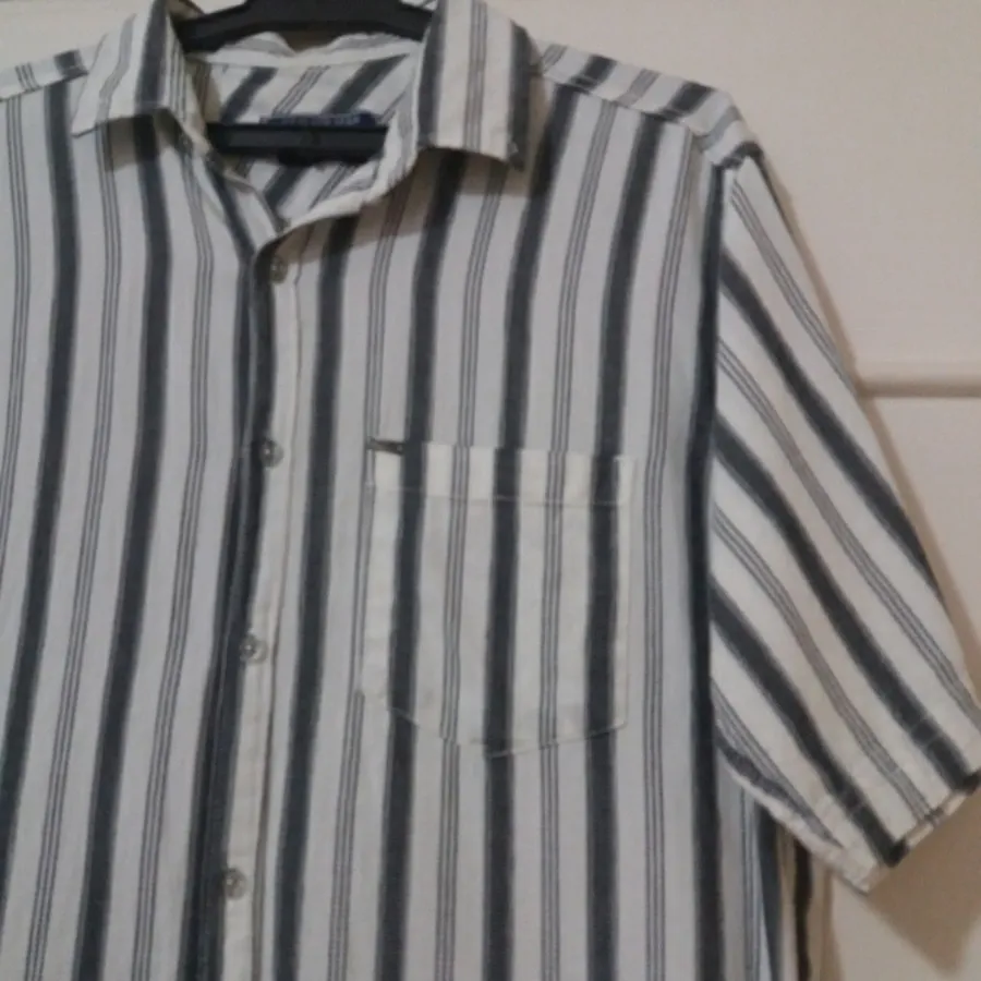 پیراهن مردانه