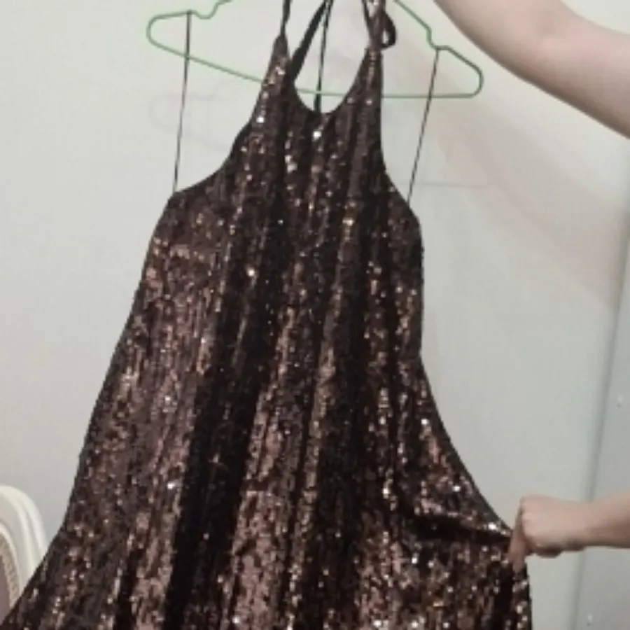 پیراهن زنانه