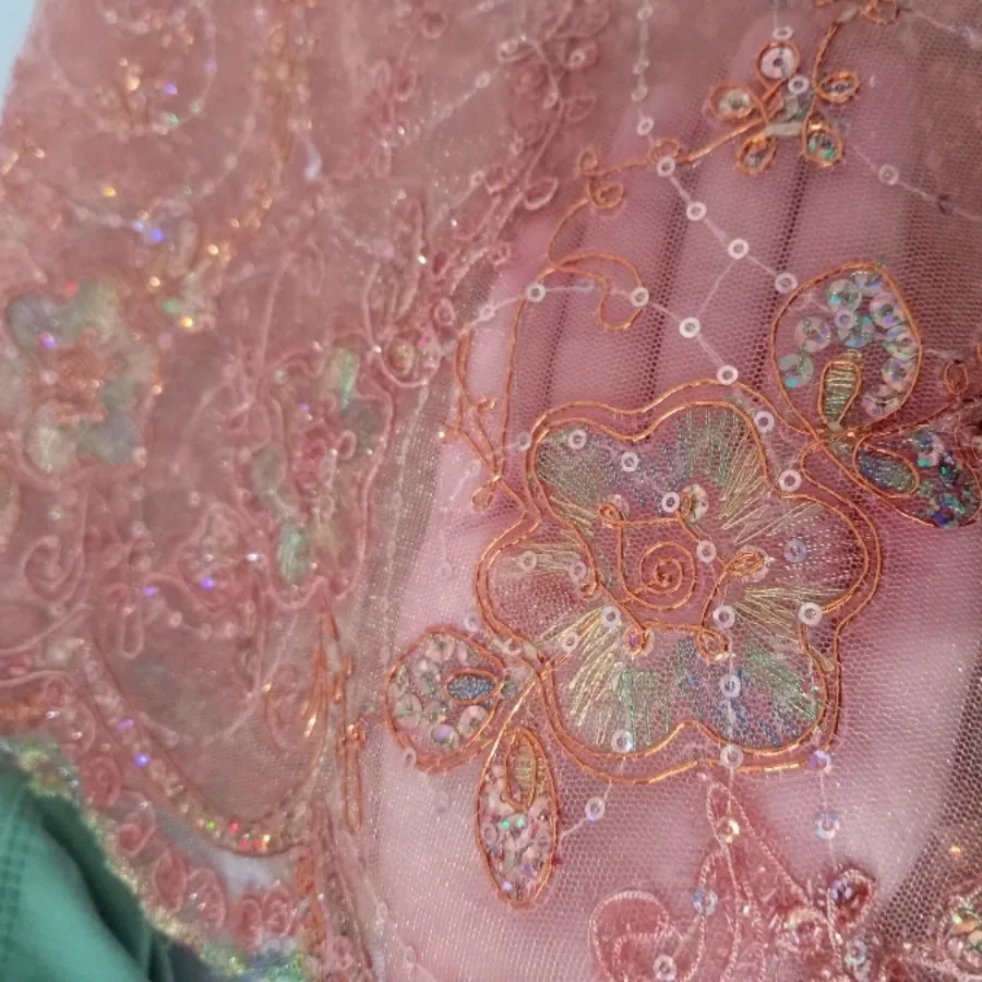 پارچه کارشده