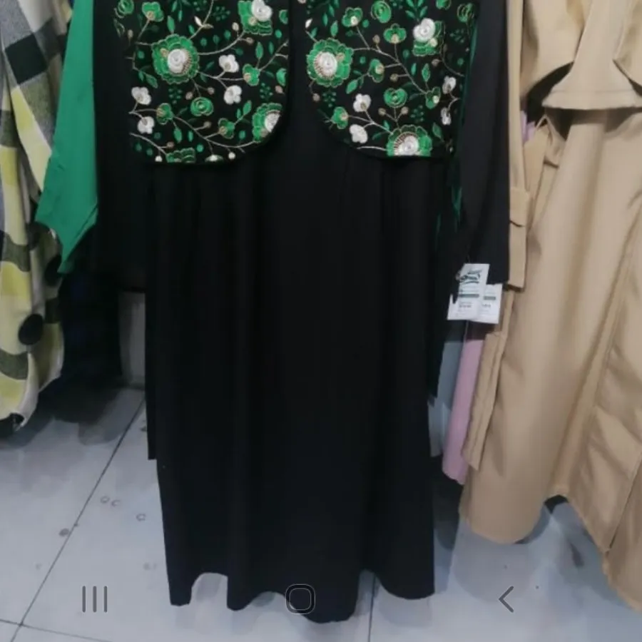 سارافون و جلیقه