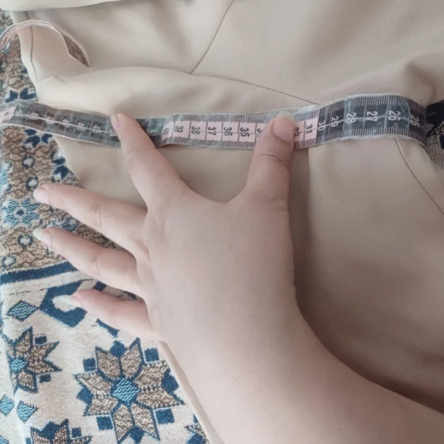 مانتو کتی کرم نووو