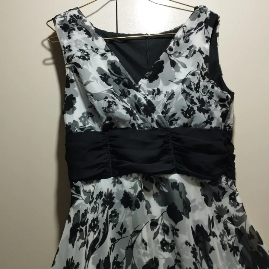 پیراهن مجلسی حریر