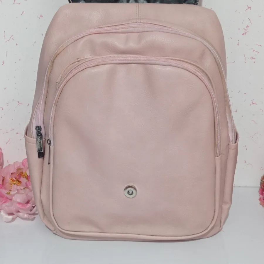 کوله پشتی زنانه و دخترانه