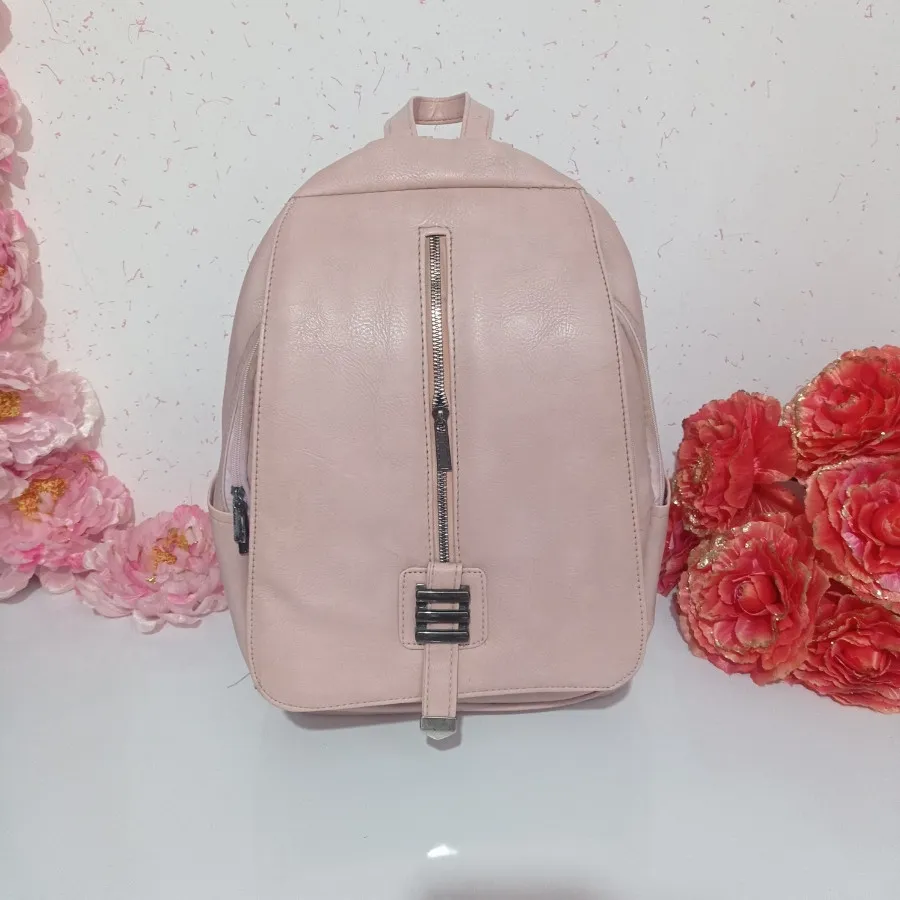 کوله پشتی زنانه و دخترانه