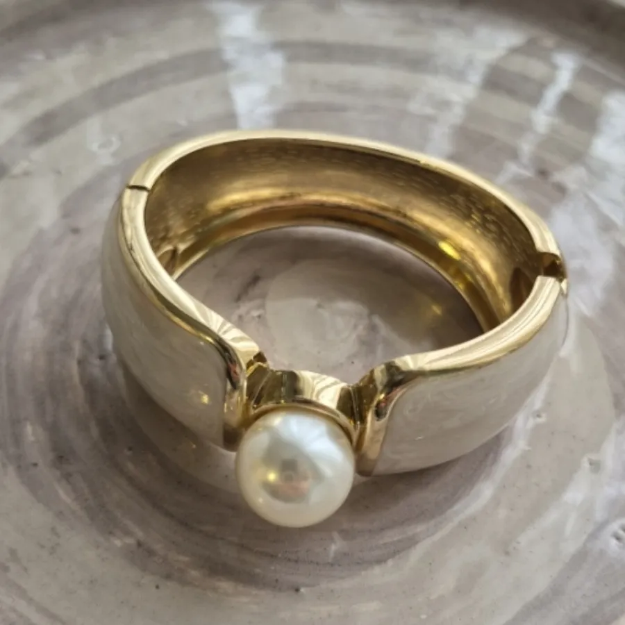 بنگل مروارید