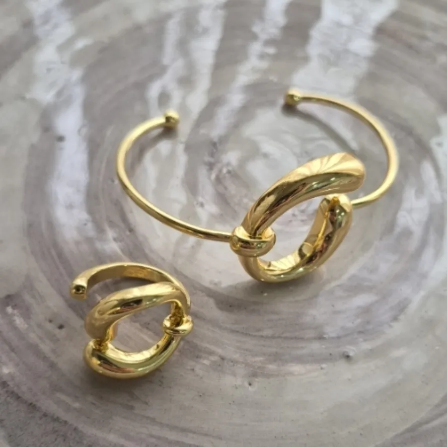 انگشتر و بنگل