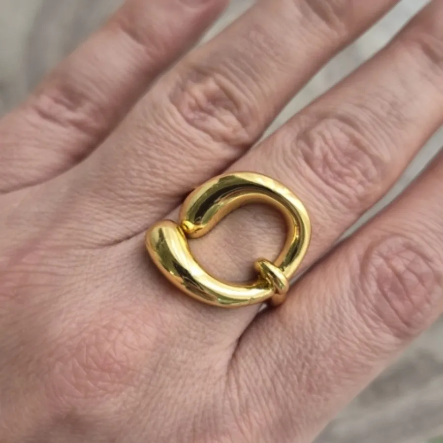 انگشتر و بنگل