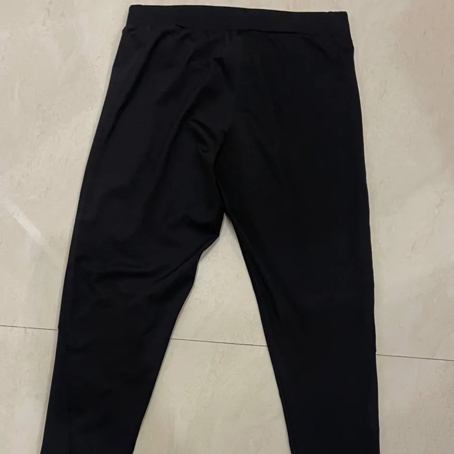 لگ ورزشی مارک تامی