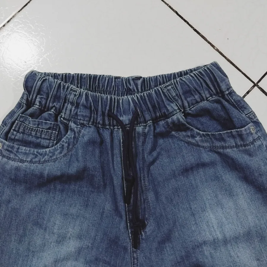 شلوار بچگانه