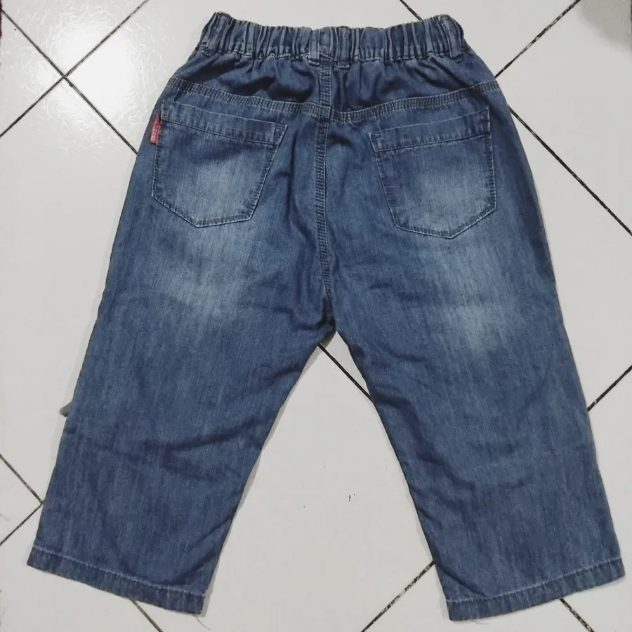 شلوار بچگانه