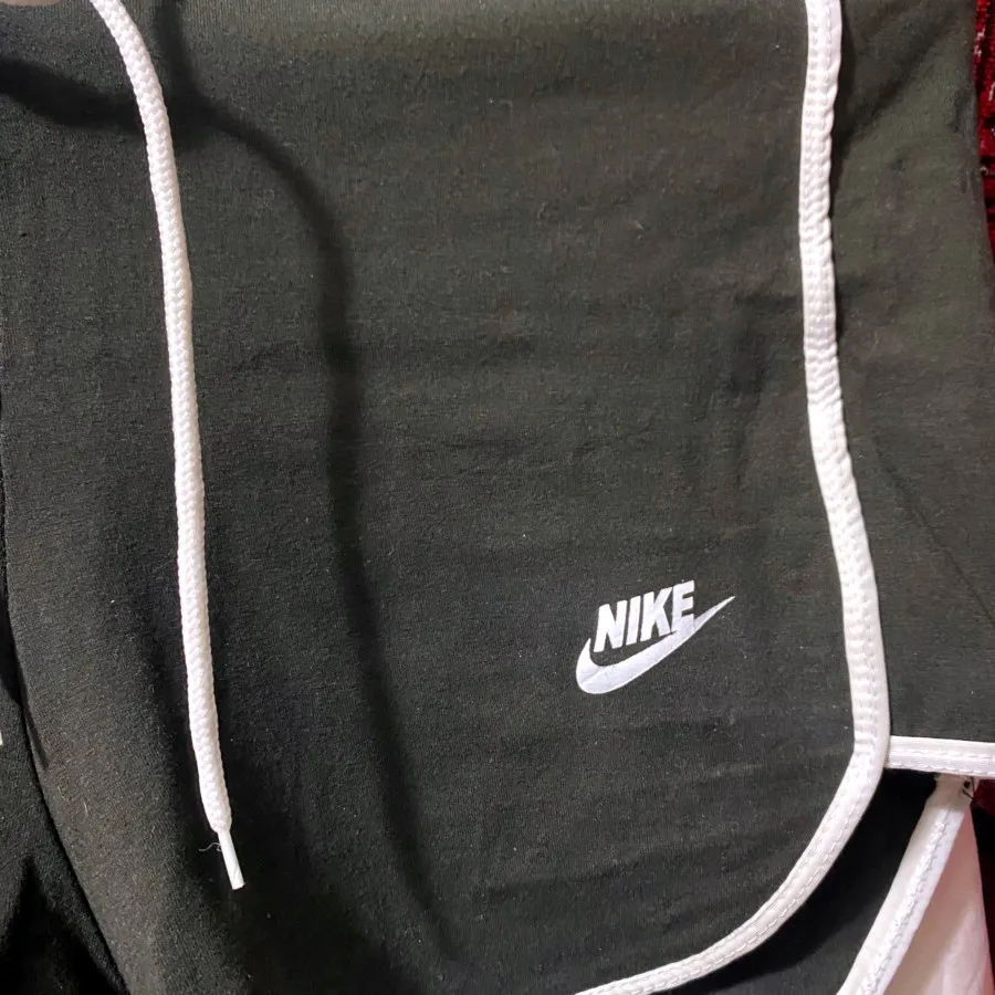 شلوارک ورزشی رایگان