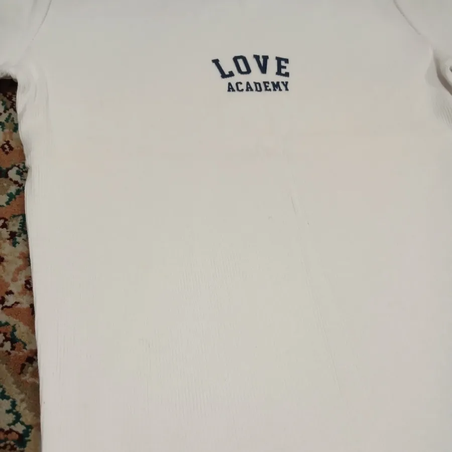 تیشرت شیک و زیبا خارجی