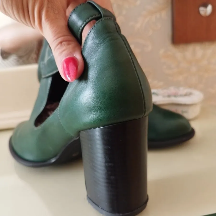 کفش تمام چرم 38