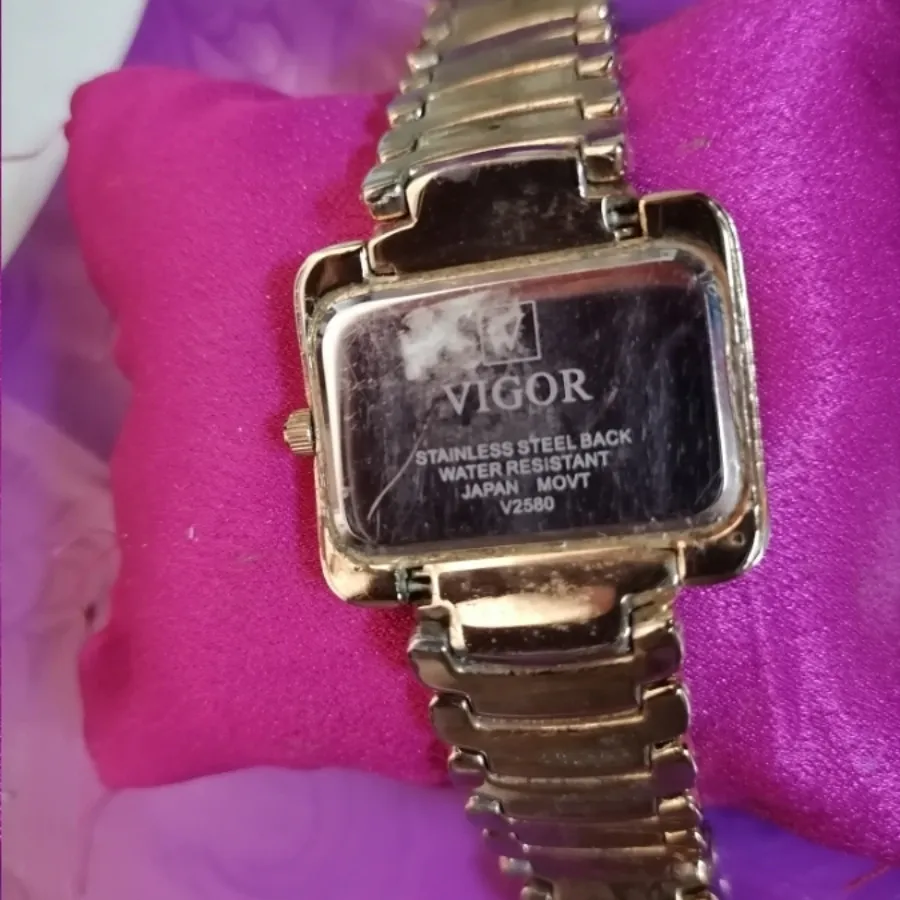 ساعت مچی زنانه