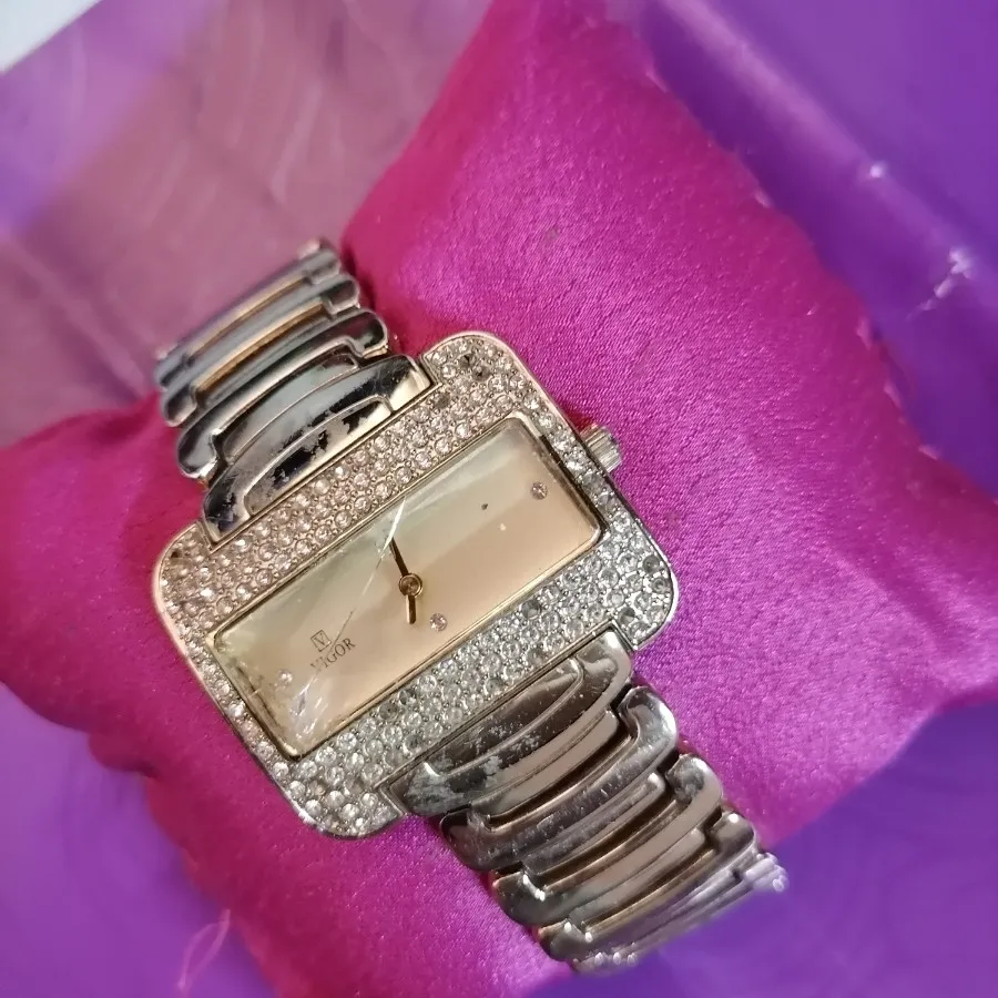 ساعت مچی زنانه