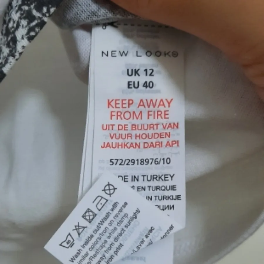 تاپ برند New Look سایز 40