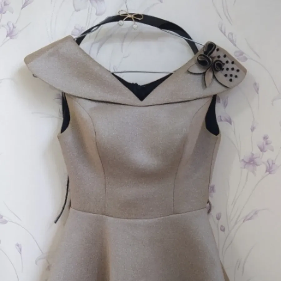 پیراهن عروسکی