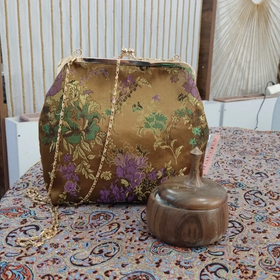 کیف دهانه فلزی