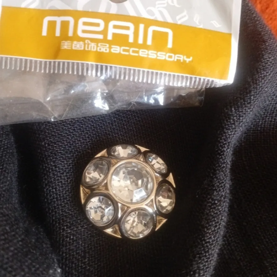 دکمه نگیندار خارجی