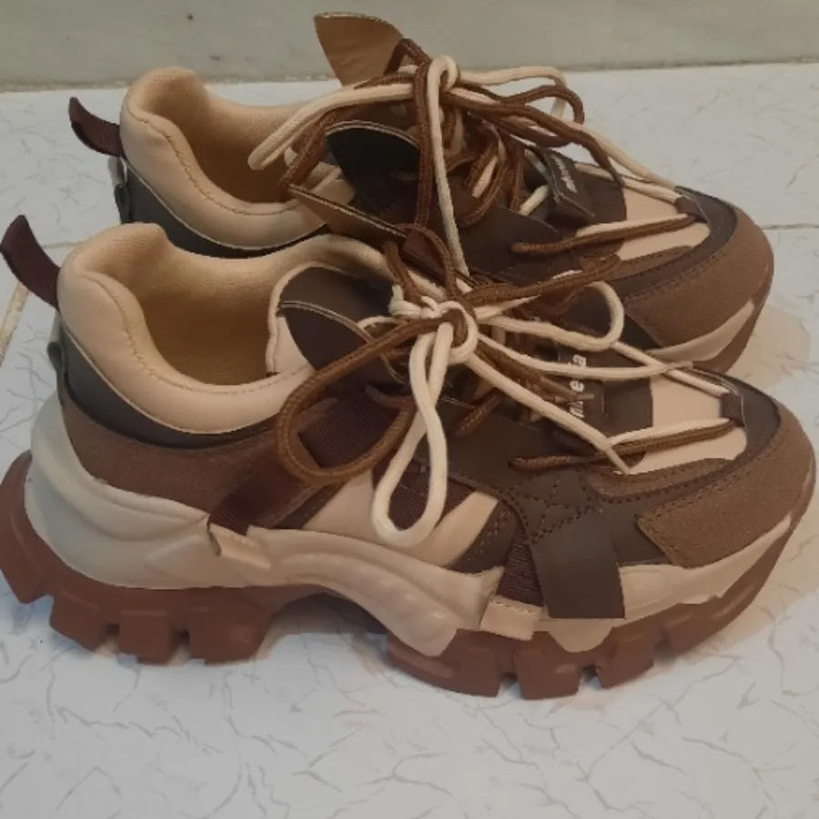 کفش اسپرت شکلاتی